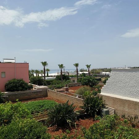 Casa Tramonto Vista Mare Apartment Marina Di Pescoluse Bagian luar foto