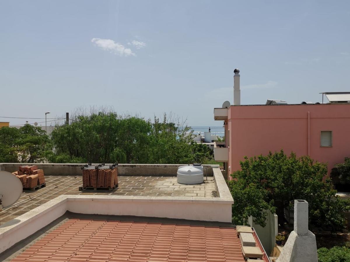 Casa Tramonto Vista Mare Apartment Marina Di Pescoluse Bagian luar foto